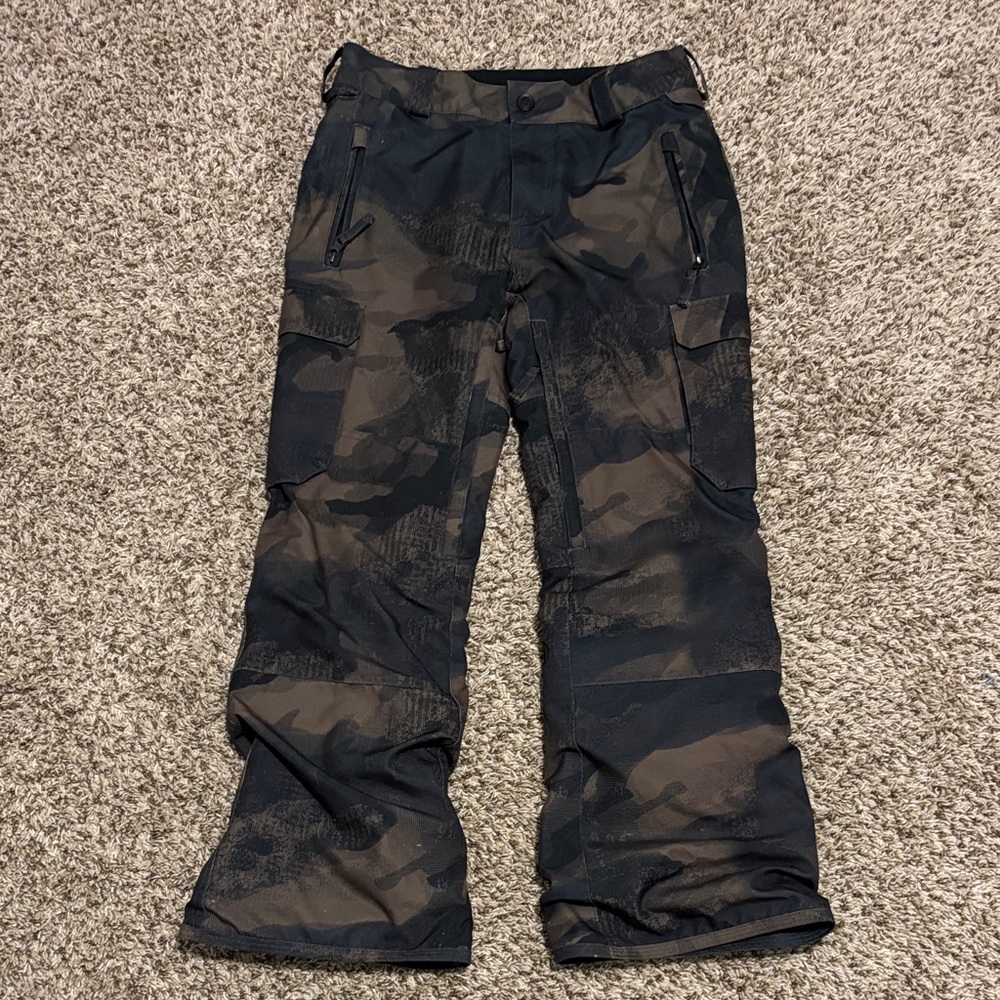 Volcom Green and Brown Camouflage Ski/Snowboard Pants